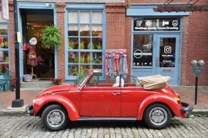 Duurzaamheid in de praktijk: De auto de deur uit?